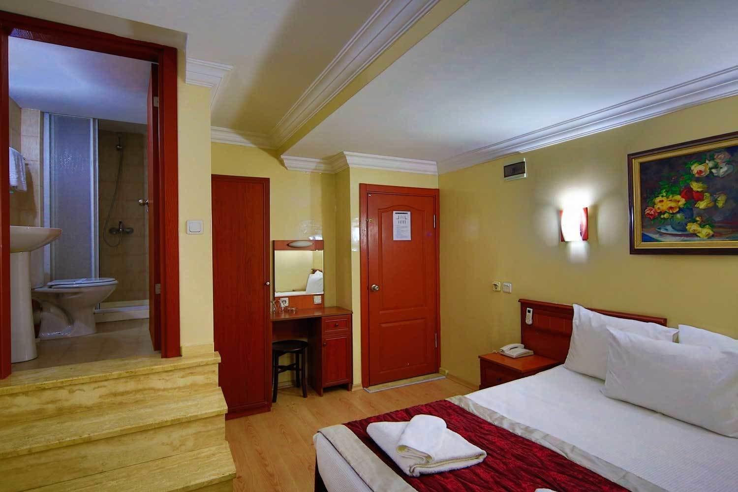 Kafkas Hotel Истанбул Екстериор снимка