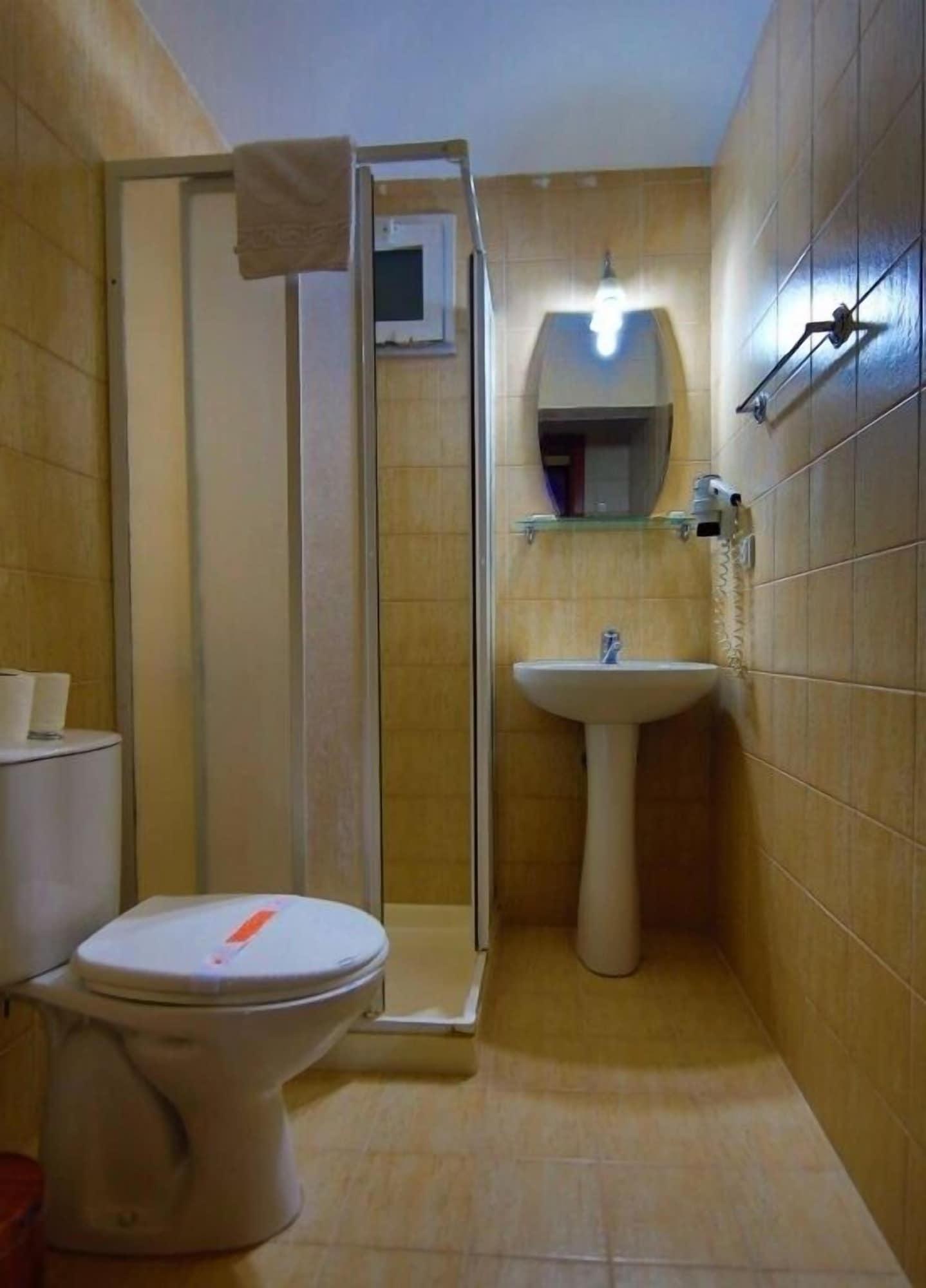 Kafkas Hotel Истанбул Екстериор снимка