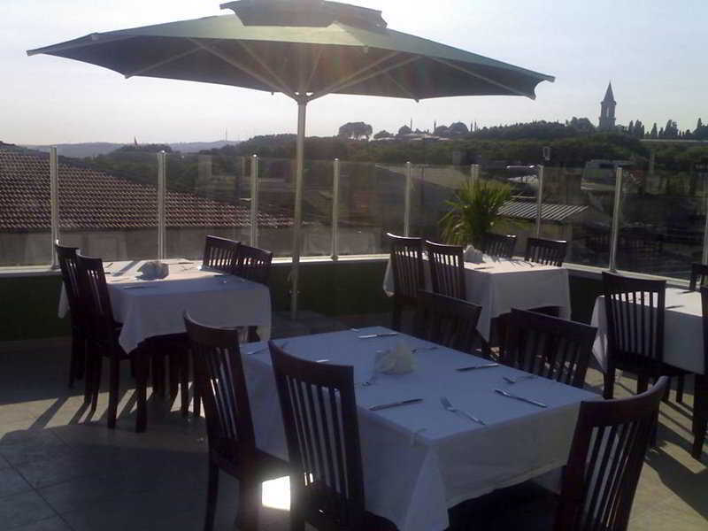 Kafkas Hotel Истанбул Екстериор снимка